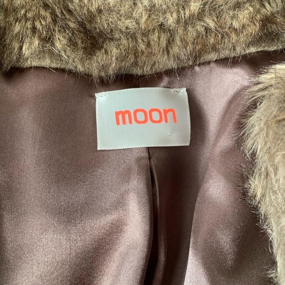 MOON Faux Fur Jacket. - Picture 5 of 6